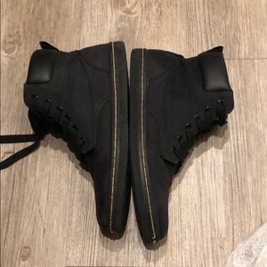 Doc marten Alfie Canvas Black women’s size 9